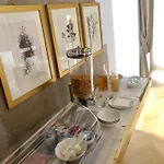 La Maison ベッド・アンド・ブレックファスト 4*
