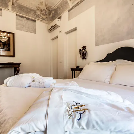 La Maison Bed & Breakfast