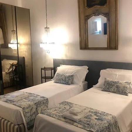 La Maison Bed & Breakfast *