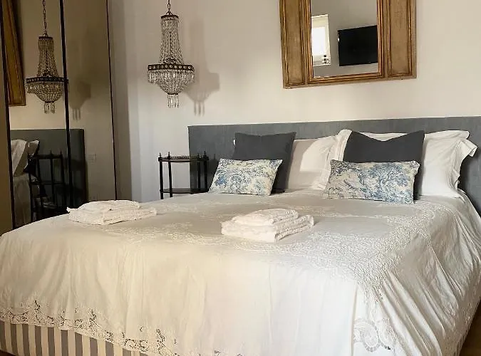 La Maison ベッド・アンド・ブレックファスト 4*