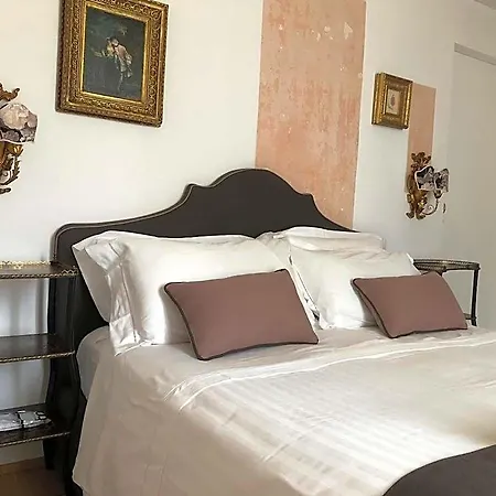 La Maison Oda ve Kahvaltı Siraküza