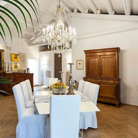 Bed & Breakfast La Maison Syracuse